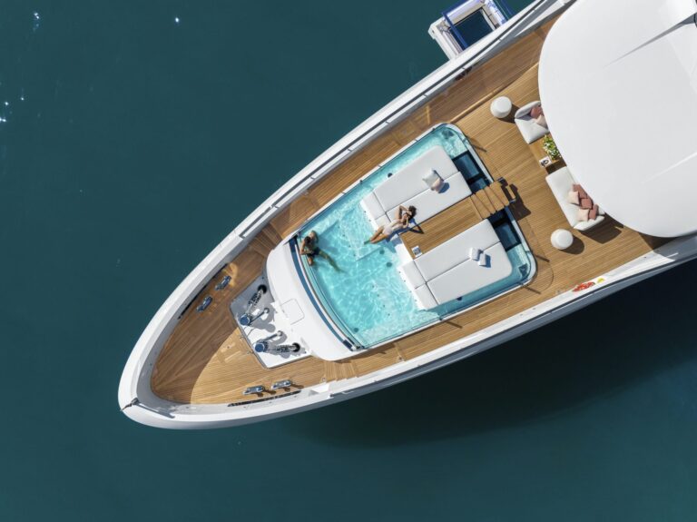 Foredeck Pool (sistership)