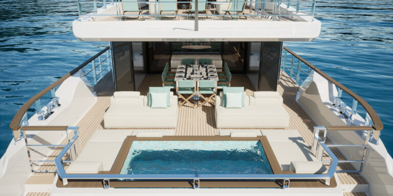 Main Aft Deck With Plunge Pool
