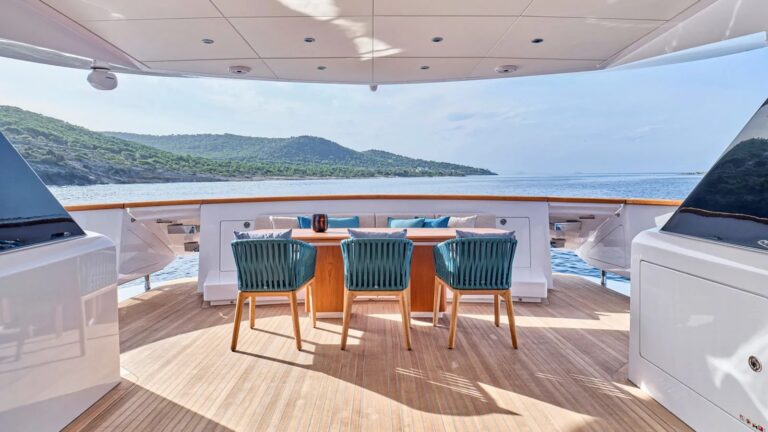 On Deck Dining