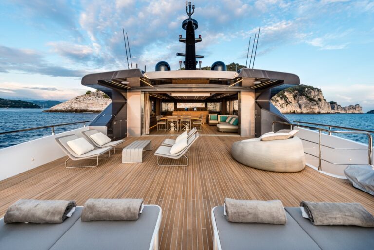 On Deck (sistership)