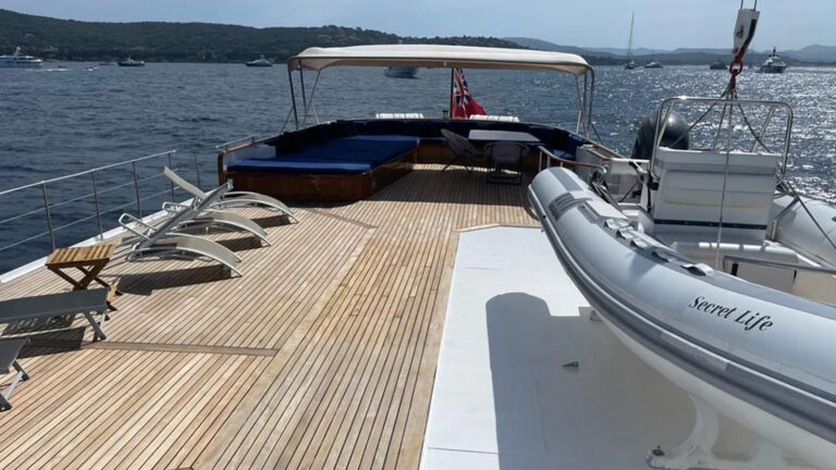 Sun Beds And Seating