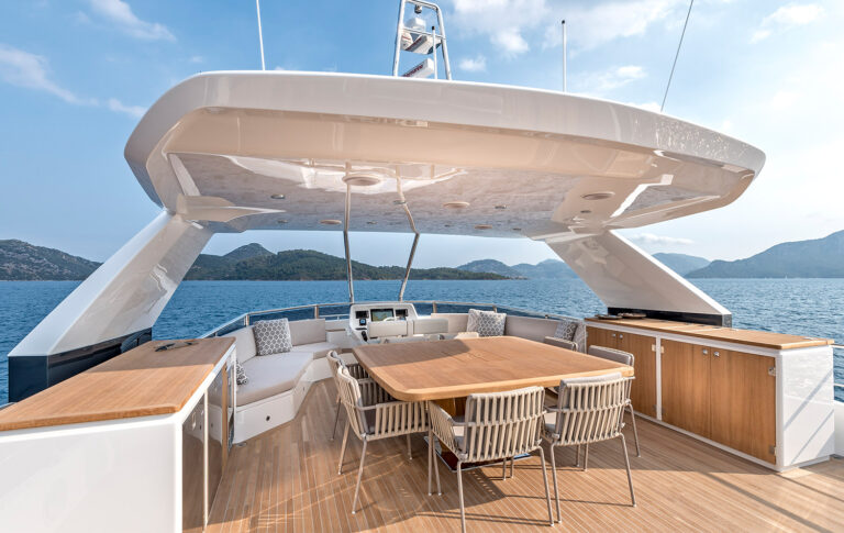 Sun Deck Dining