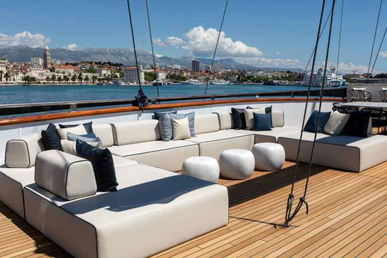 Sun Deck Modular Day Bed