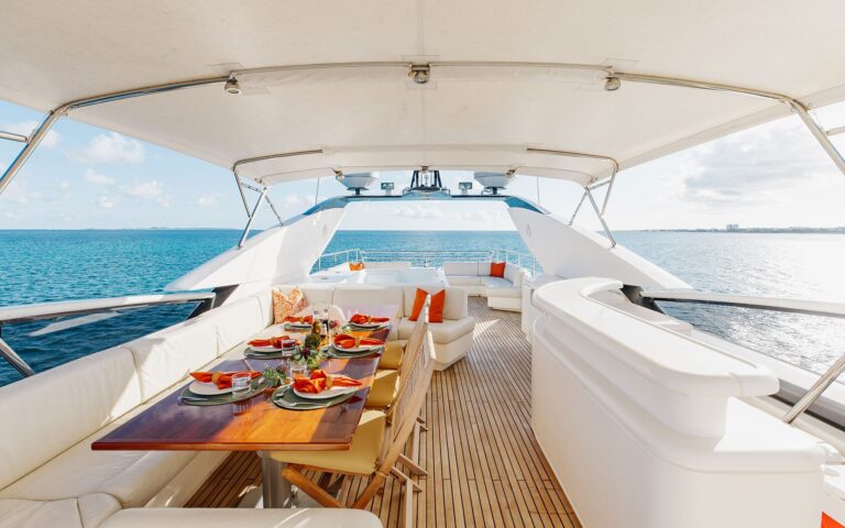 Dining And Bar On Sun Deck