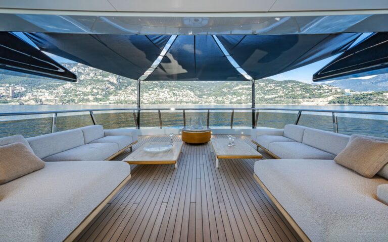 Lounge On The Sun Deck With Fire Pit