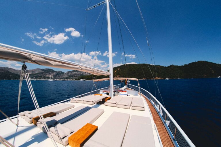 Main Deck Bow Sun Pads