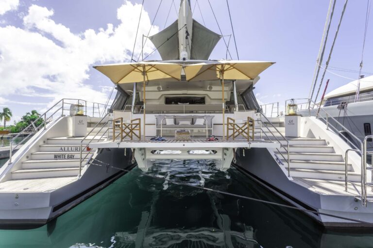 Sailing Catamaran ALLURE 64 Aft View