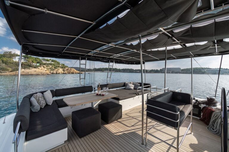 Seating On Flybridge