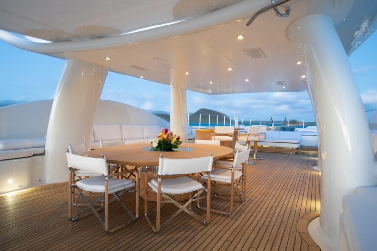 Sun Deck Dining