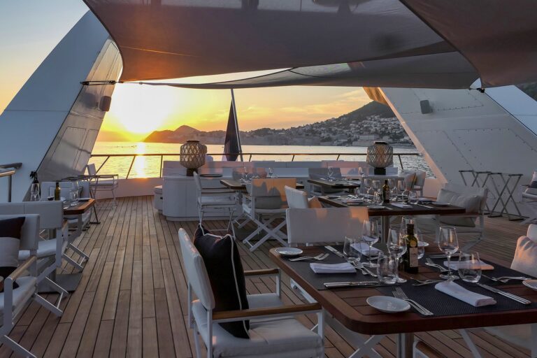 Zephyr Deck Restaurant