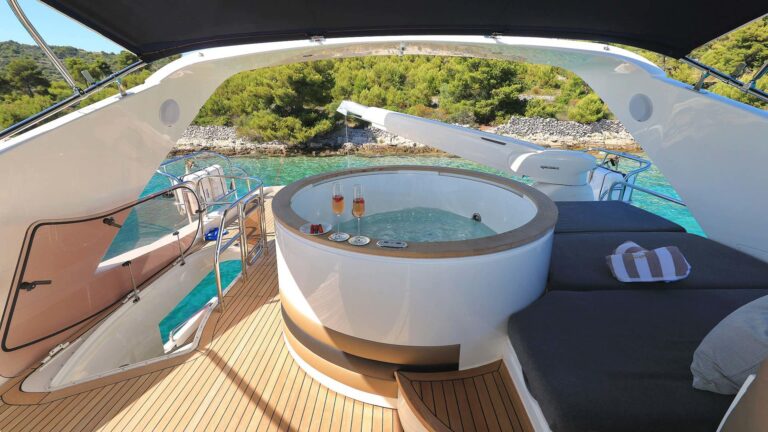 Jacuzzi On Sun Deck