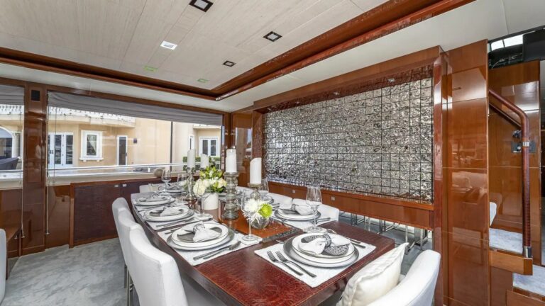 Main Salon Dining