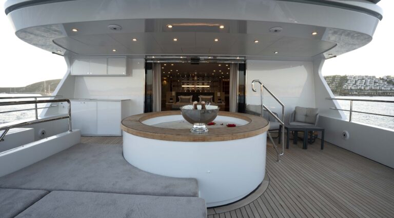 Upper deck Master Suite Private Terrace With Jacuzzi