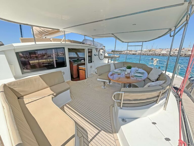 Outdoor Lounge