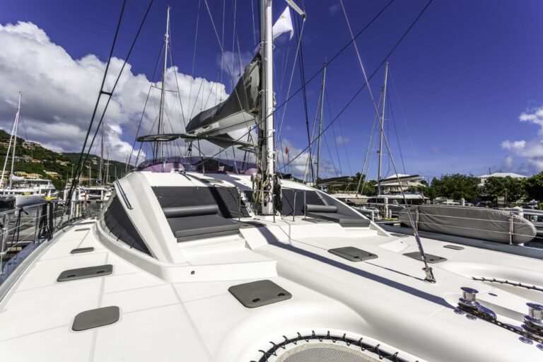 Sailing Catamaran ALLURE 64 Bow
