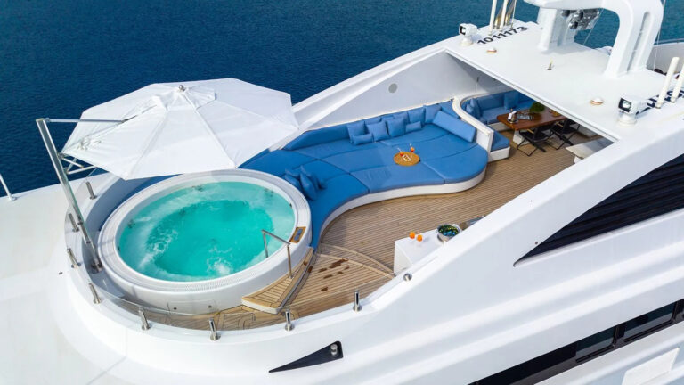 Sun Deck Jacuzzi And Sun Pads