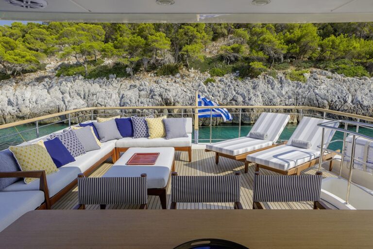 Sundeck View Aft