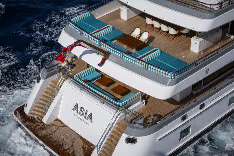 Water's Edge And Aft Decks