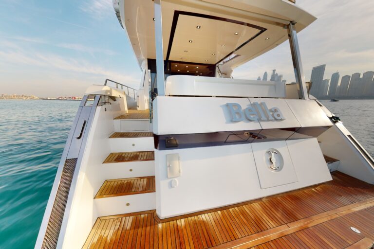 Aft Deck Swim Platform