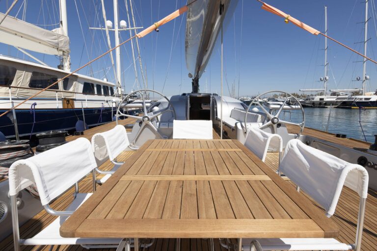 Al Fresco Dining Setting