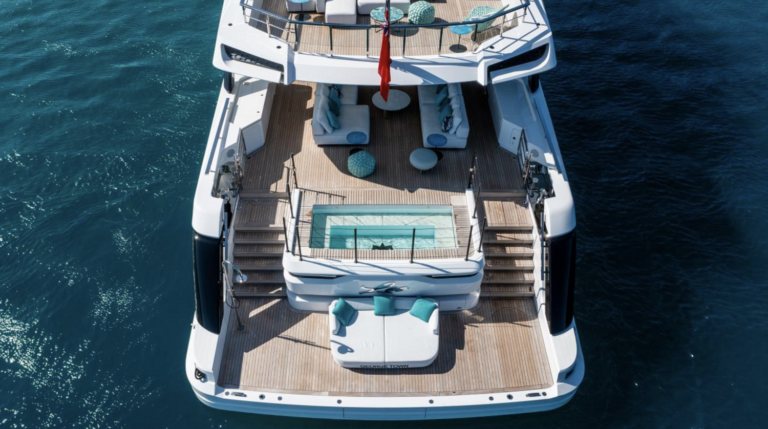 Beach Club Pool