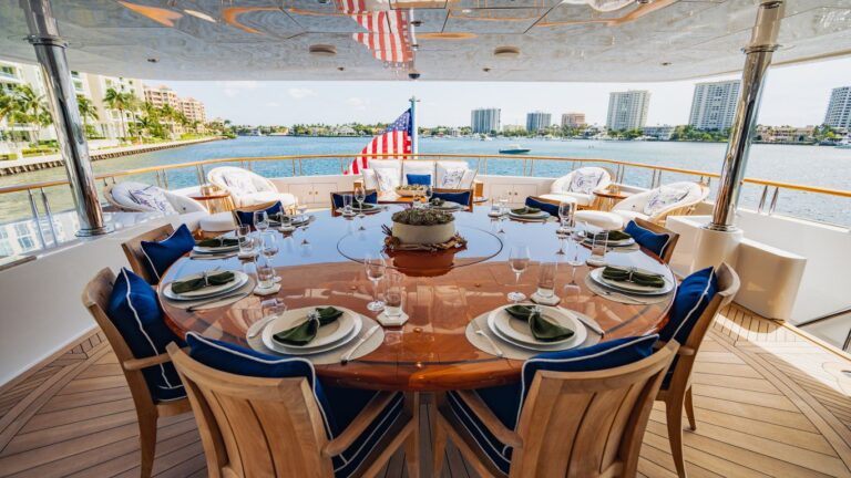 Bridge Deck Dining Alternative View
