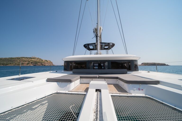 Foredeck Day Beds And Trampolines