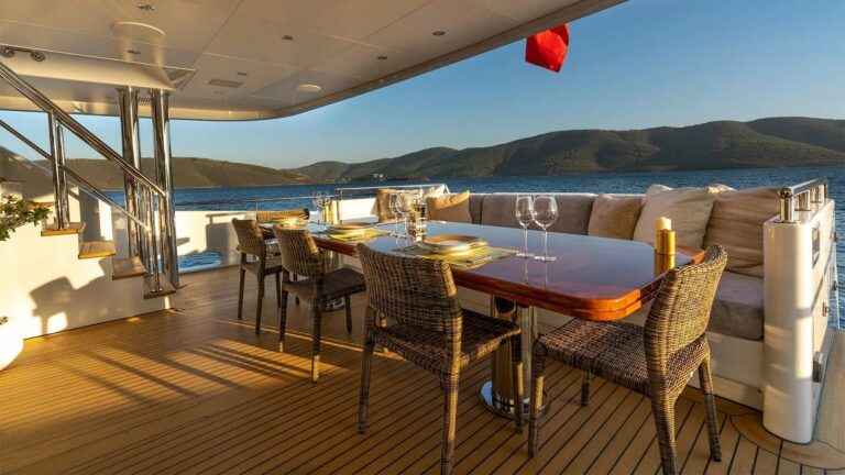 Main Deck Aft