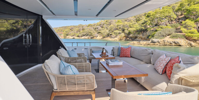 Main Deck Aft Lounge