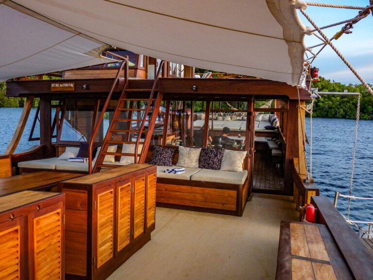 Main Deck Forward