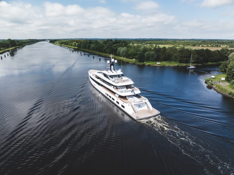 Motor Yacht HAVEN On Route To Her New Owner