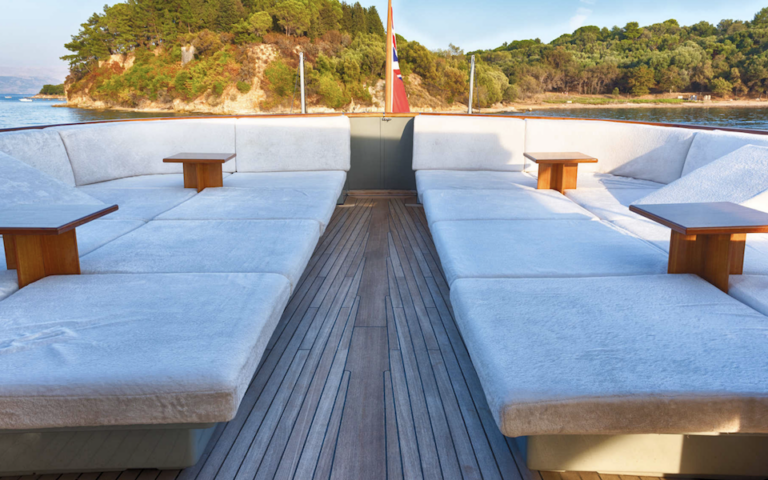 Upper Deck Sun Pads
