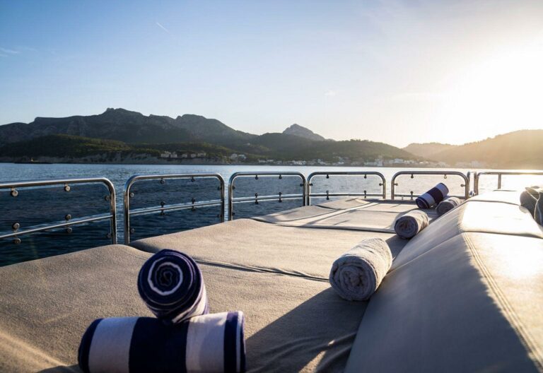 Aft Deck Sun Loungers