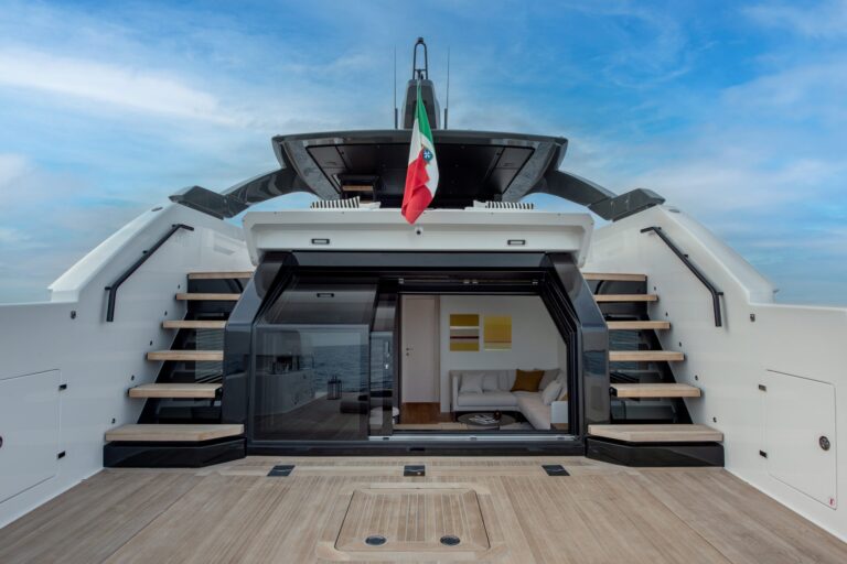 Beach Terrace (sistership)