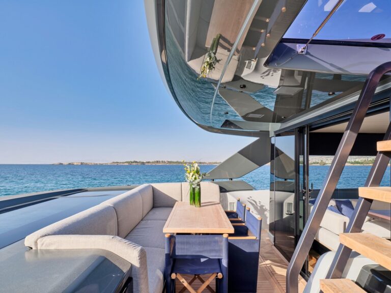 Deck Al Fresco Dining