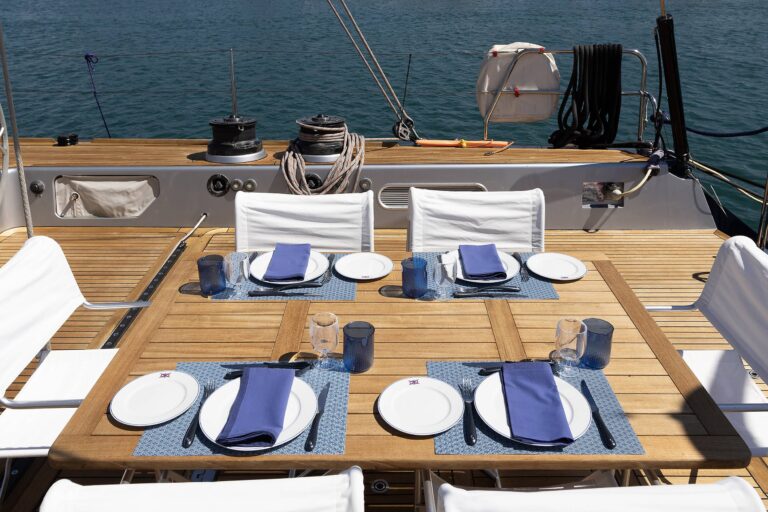 Dinner Setting Al Fresco