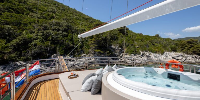 Jacuzzi On Sun Deck