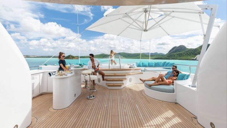 Sun Deck Lifestyle