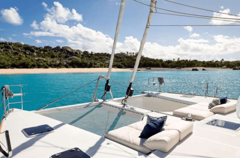Foredeck Sun Pads And Trampolines