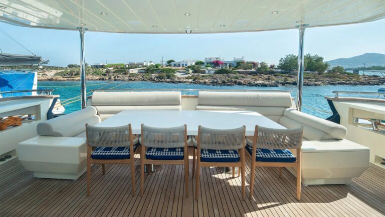Main Deck Aft Dining Table
