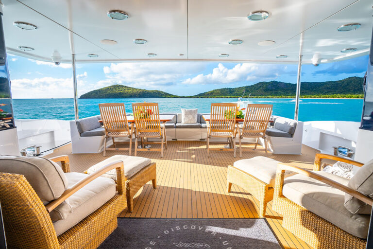 Main Deck Dining And Seating