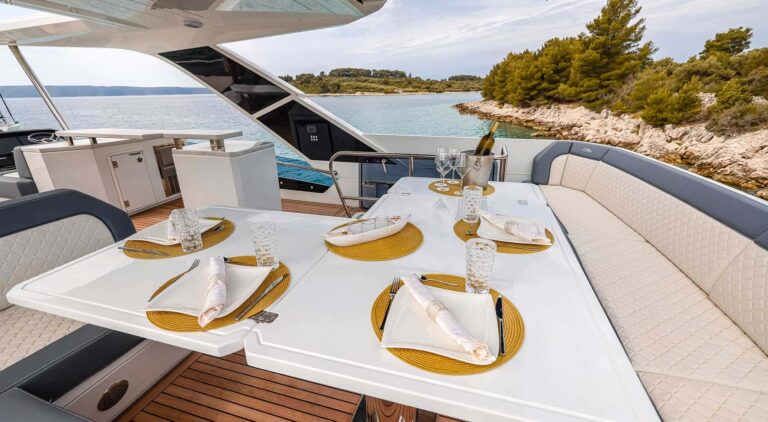 Sun Deck Flexible Dining Table