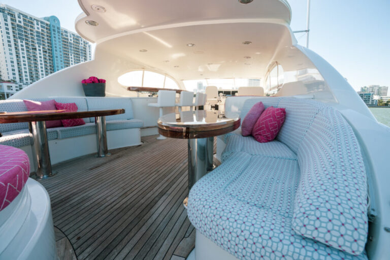 Sun Deck Seating