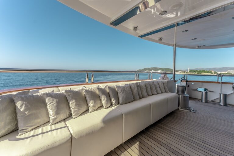 Deck Furnishings