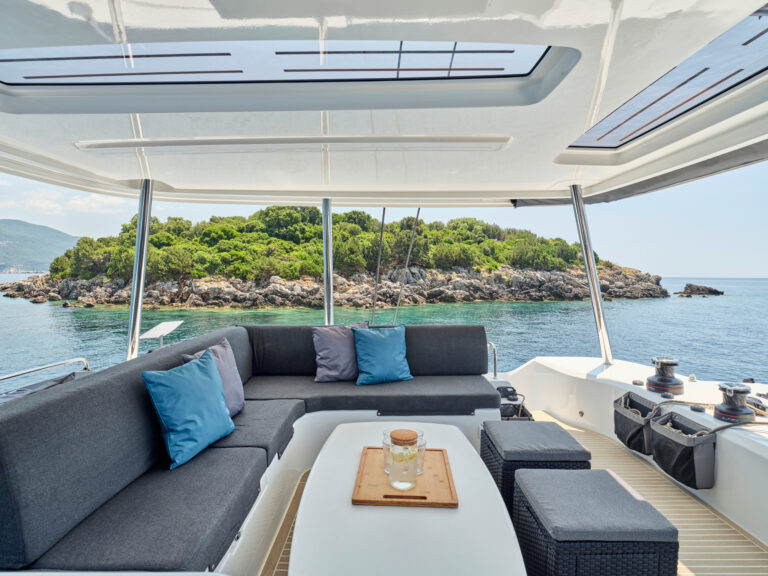 Flybridge Seating