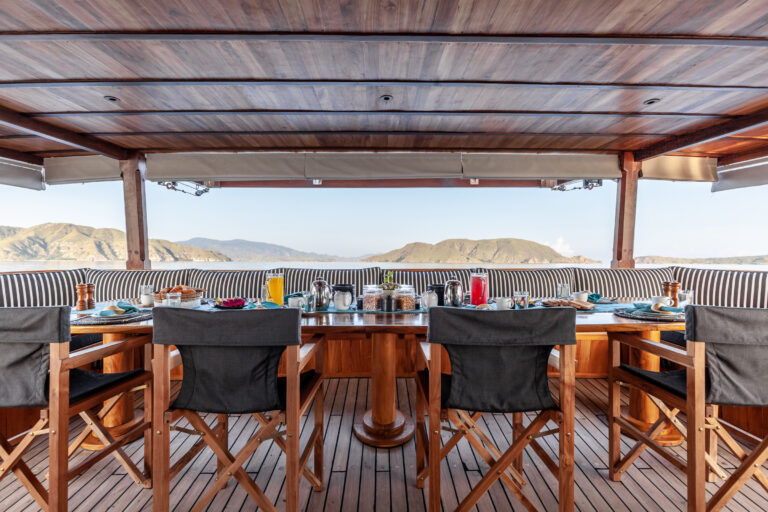 Al Fresco Dining