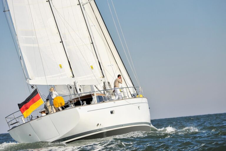 The 20m Yacht HELENE