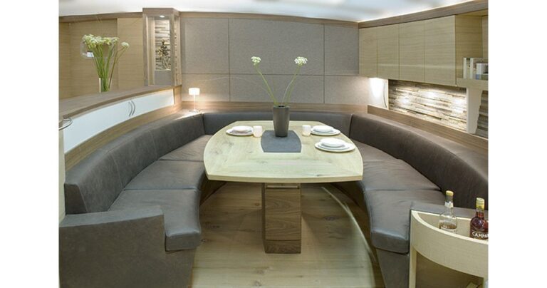 The 20m Yacht HELENE