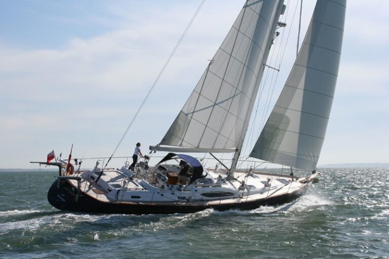 The 20m Yacht MUSTIQUE