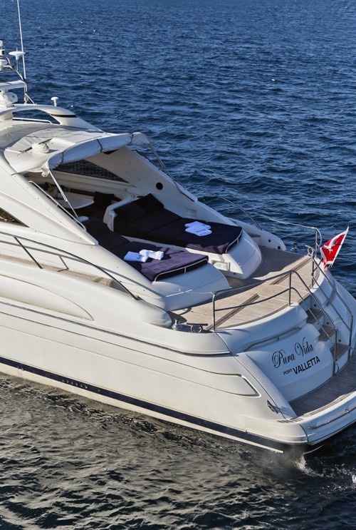The 20m Yacht PURA VIDA